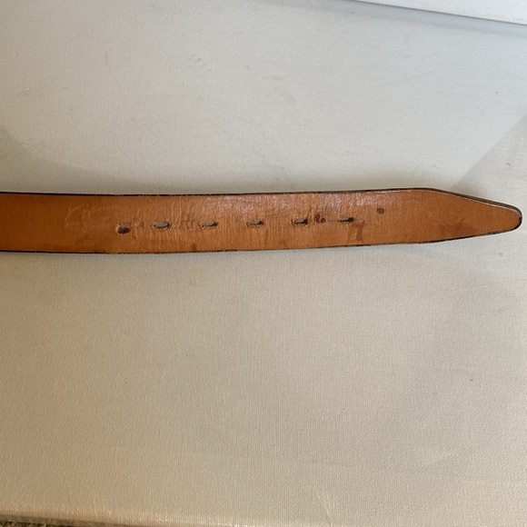 Black Sharkskin belt with gold tone removable buckle - Picture 7 of 13